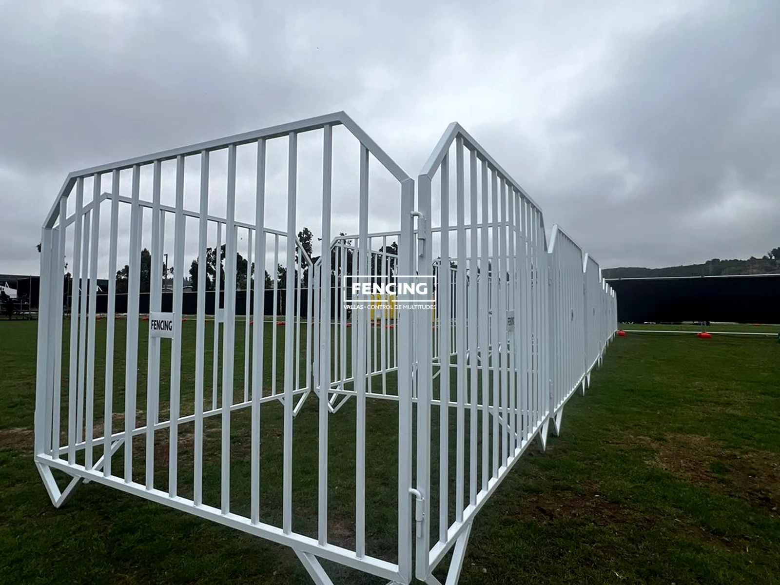 Valla Papal para control de multitudes